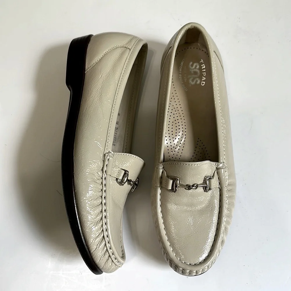 New SAS Metro Leather Loafer Bone Patent cream tan moccasins buckle shoes